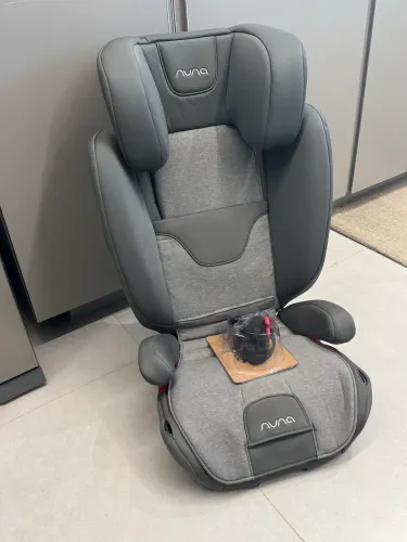 Cadeira de carro infantil NUNA AACE 