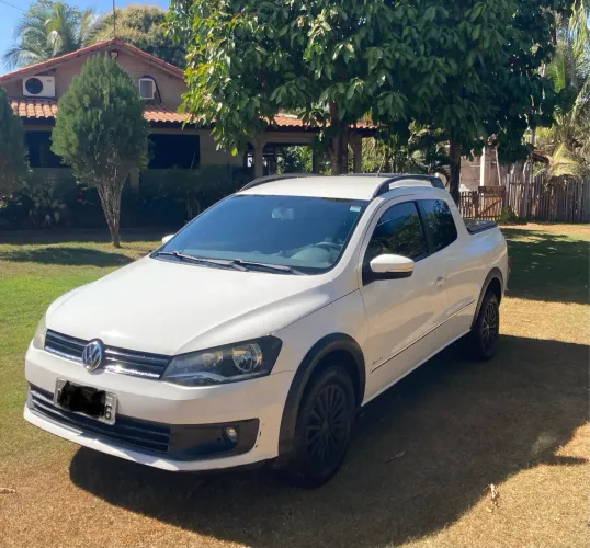 Volkswagen Saveiro Highline 1.6 T. Flex 8V CD 2015