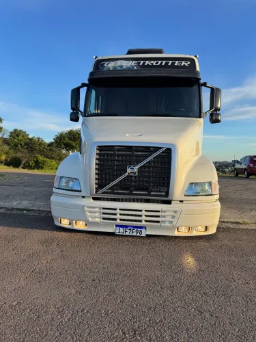 VOLVO NH 12