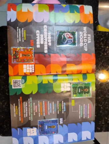 Vendo álbum original da copa 2026 completo