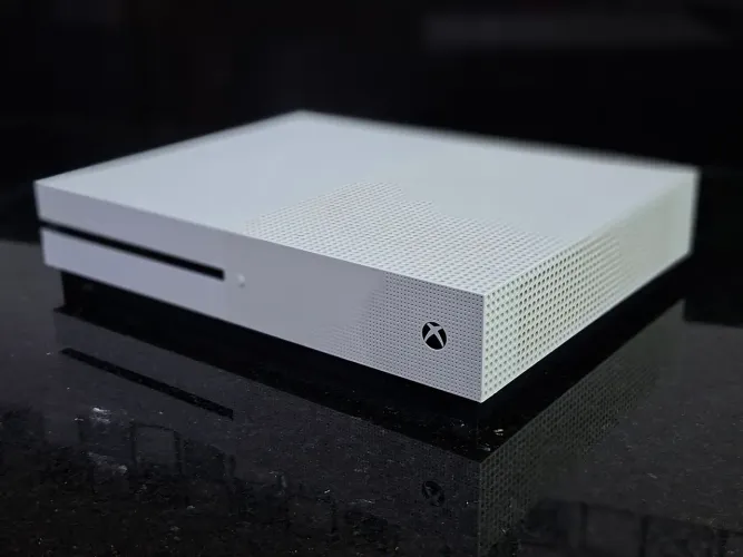 XBOX ONE S 500GB