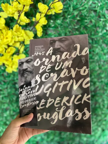 Livro A jornada de um escravo fugitivo: Frederick Douglass (Darkside).