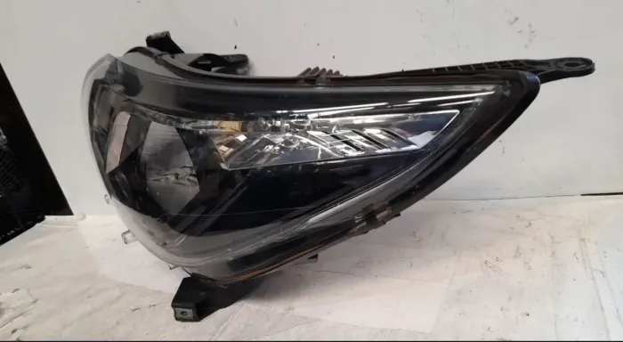 Farol lado direito da S10 2021 a 2024 led esquerdo