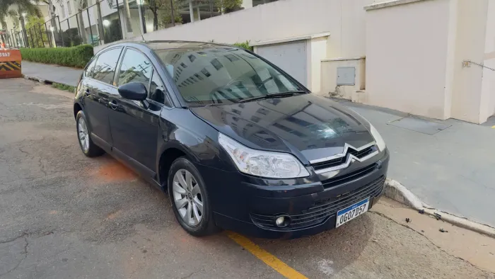 Citroen C4 GLX 1.6 Flex 16V 5P Mec. 2012