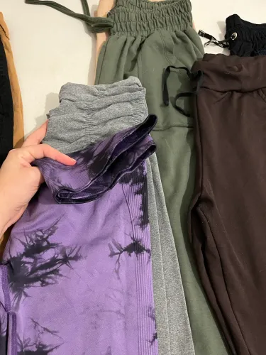 Calças (jeans, leggings e pantalonas)