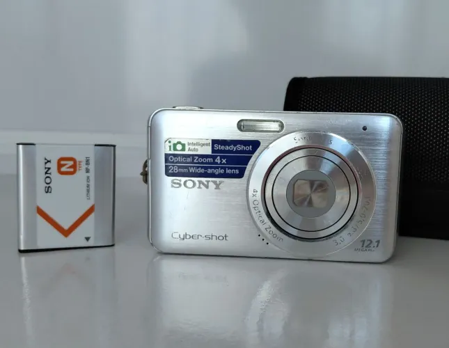 Camera digital Sony Cyber-shot DSC W310 - 12.1MP