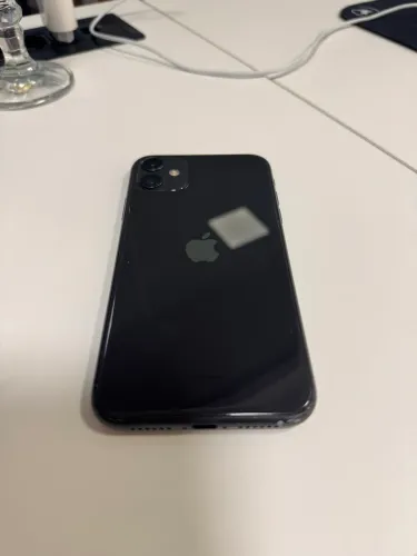 iphone 11 Usado