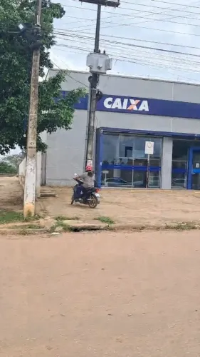 Galpao disponível para locação em Candeias do Jamari.