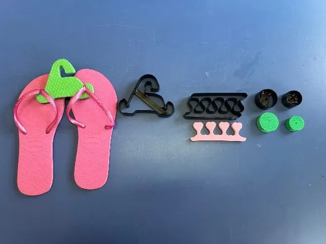 Navalhas facas de corte de chinelo temos a pronta entrega todo aos cuidados os modelos 