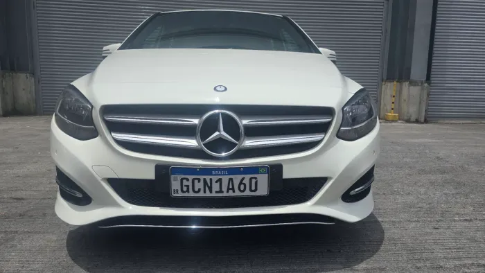Mercedes-Benz Classe B 200 CGI 1.6 TB Sport 156cv AUT 2015