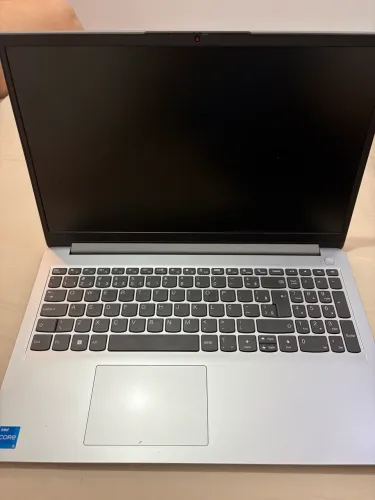Notebook Lenovo IdeaPad Slim 3i Intel Core i5 13420H 8GB RAM 512GB SSD 15,3 