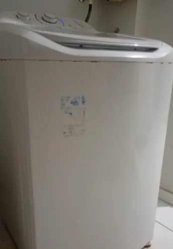 Vende-se motivo viagem