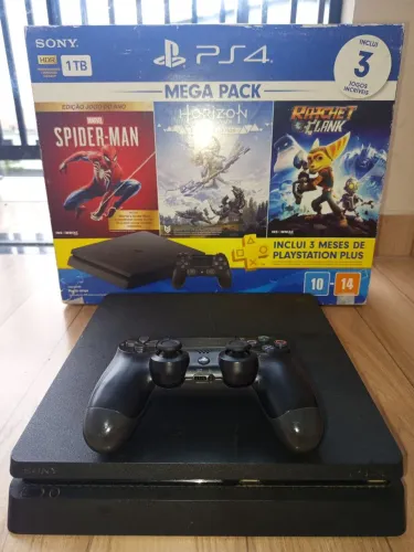 PlayStation 4 Slim 1TB Usado / 1 controle