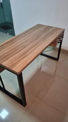 CONJUNTO COMPLETO PARA ESCRITÓRIO OU RECEPÇÃO - PRATICAMENTE NOVO!
