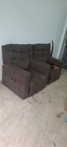 ***VENDO** 2 POLTRONAS RECLINÁVEIS COR MARROM
