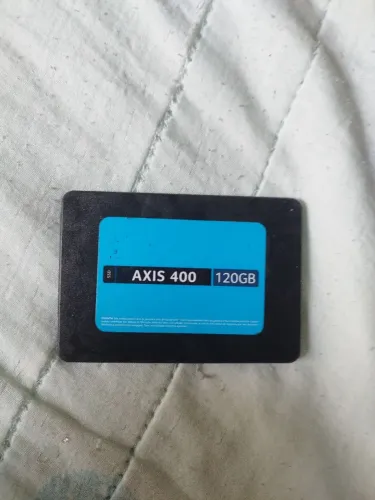 Vendo esse SSD axis 400 de 120 GB de armazenamento, por 60 reais