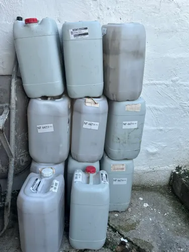 Vende-se galão 50 litros (Barril)