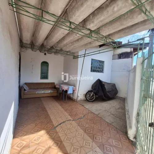 Casa à venda, 5 quartos, 2 vagas, Santa Terezinha - Piracicaba/SP
