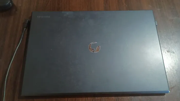 Notebook positivo em ótimo estado, funciona perfeitamente,4G windows 10