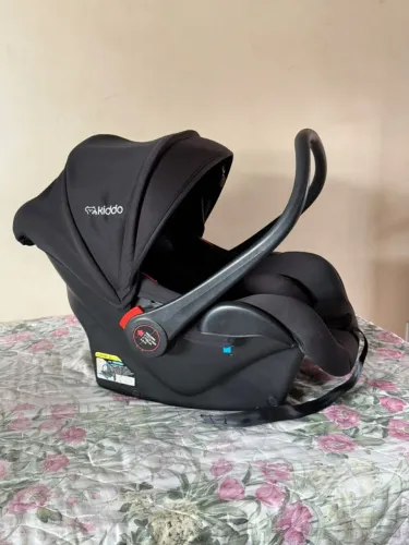 Bebê Conforto Kiddo Casulo Click Preto 0-13kg - Excelente Estado