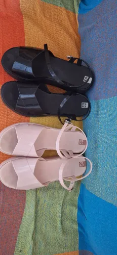 2 sandálias 39/ 40
