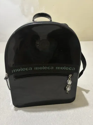 Mochila da moleca. Chama no zap *69