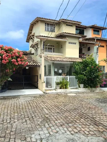 Condomínio com 4 quartos à venda em Stella maris - BA