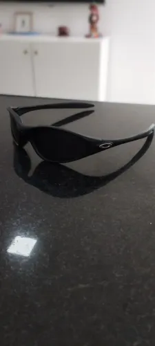 Óculos Oakley preto