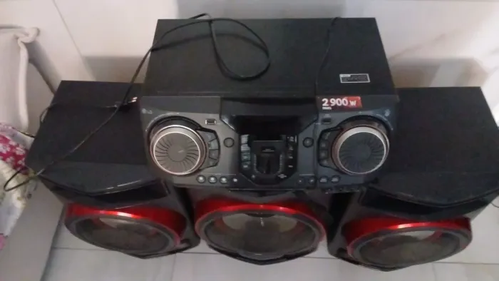Mini System LG Xboom Cl88 Bluetooth 2900w com controle remoto semi novo