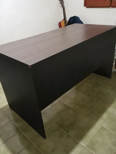 Mesa para escritório/home-office 1.40 x 0.60