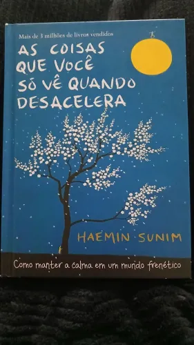 Livro novo capa dura 
