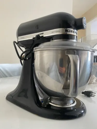 Batedeira KitchenAid Artisan Stand Mixer Preta