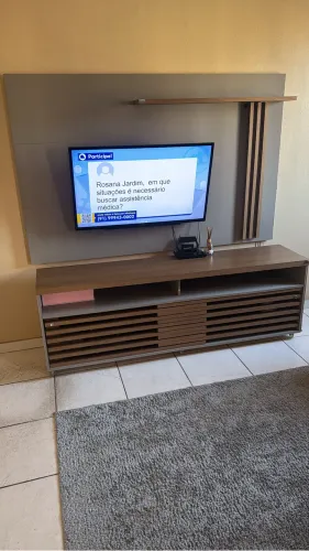 Rack com painel para Tv