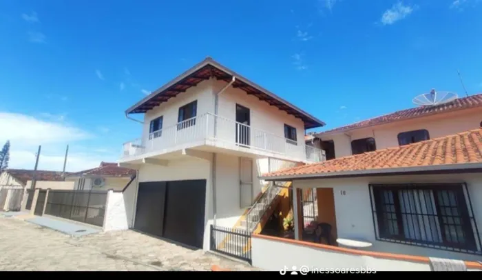Aluguel na praia por temporada/ventilado/mobiliado