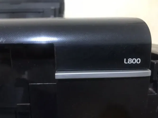 Impressora Epson L800 (Tanque de Tinta) - Para Reparo ou Peças