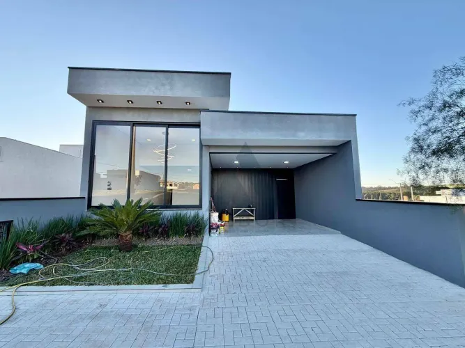 Casa com 2 quartos à Venda no Residencial Tivolli Itapetininga/SP