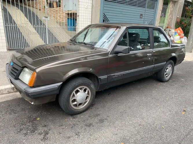Chevrolet Monza GL 1.8 Efi/ SL/ L/ 650/barc. 2e4p (álcool) 1989