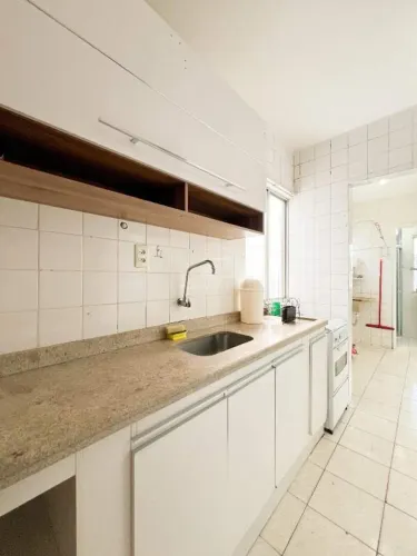 Apartamento mobiliado, 2 quartos e área de lazer completa no Bairro Atrás da Banca