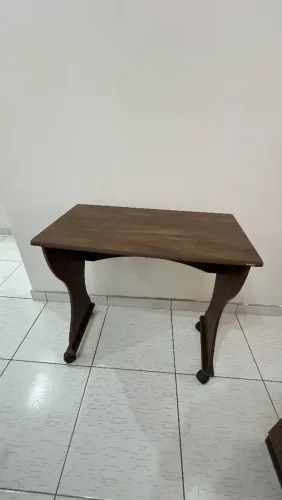 Escrivaninhas / Mesas