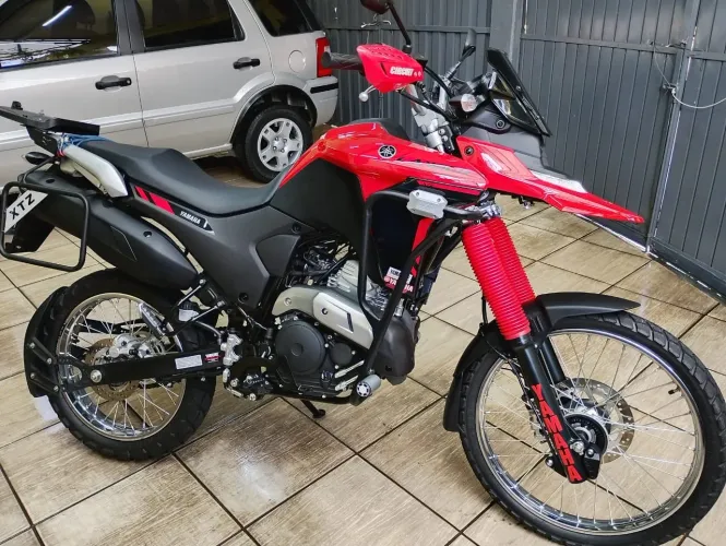 Vendo ou troco XTZ 250
