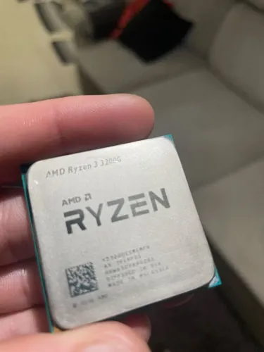 Processador Ryzen 3 3200 com vídeo 