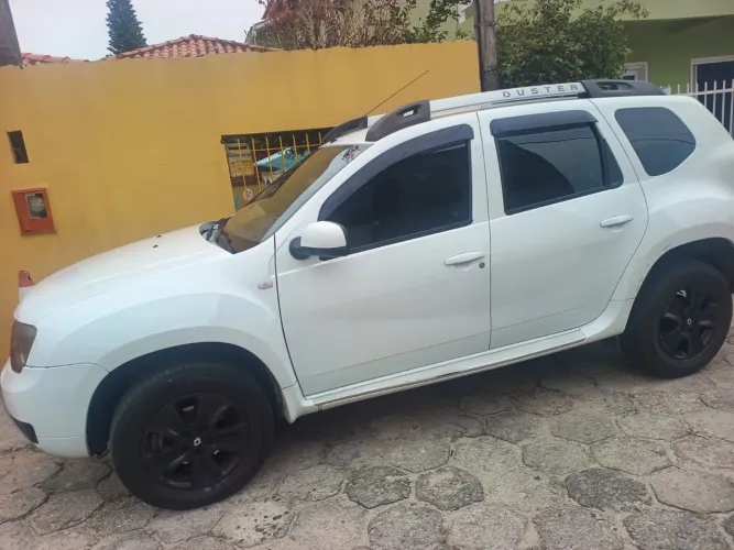 Renault Duster Dynamique 2.0 Hi-flex 16V Aut. 2016