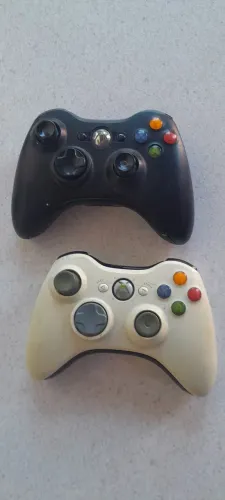 Vende-se 02 controle xbox 360