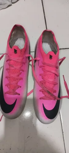 Chuteira Nike mercurial vapor
