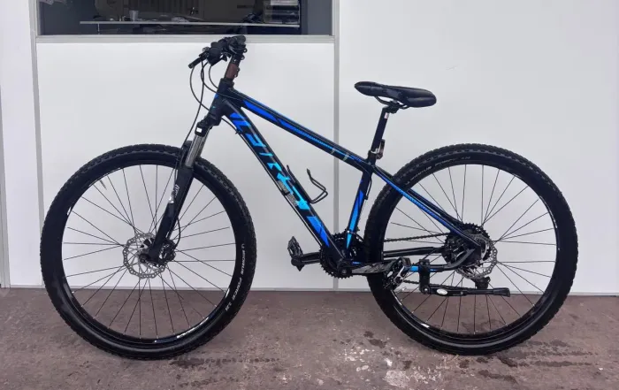 Vendo Mountain Bike aro 29