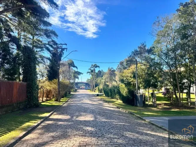 Terreno em condominio fechado de chácaras há 20 minutos do Jardim Botânico - Sào José dos 