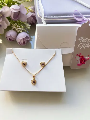 Conjunto semijoia dourada coração lilás 