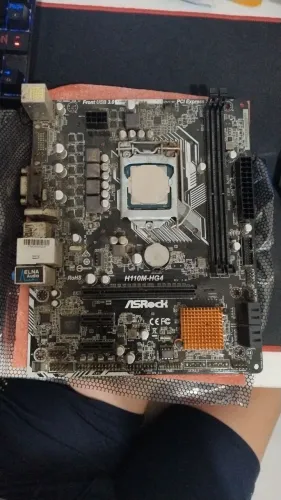 Placa mãe H110M-HG4 com um Pentium G4600