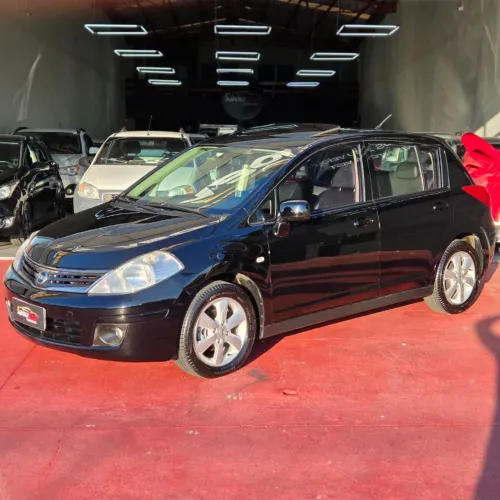 Nissan Tiida SL 1.8/1.8 Flex 16V Mec. 2011
