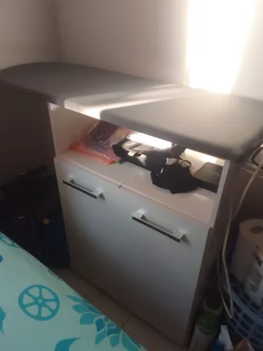 Mesa de passar roupas 